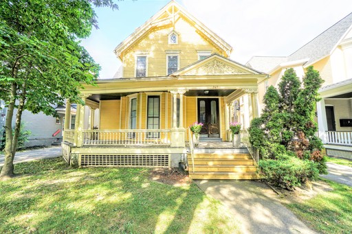 247 Meigs Street Unit 5 | Second Floor Studio | Park Ave Area | Includes Heat, Electric, Laundry in Bldg. – photo 1