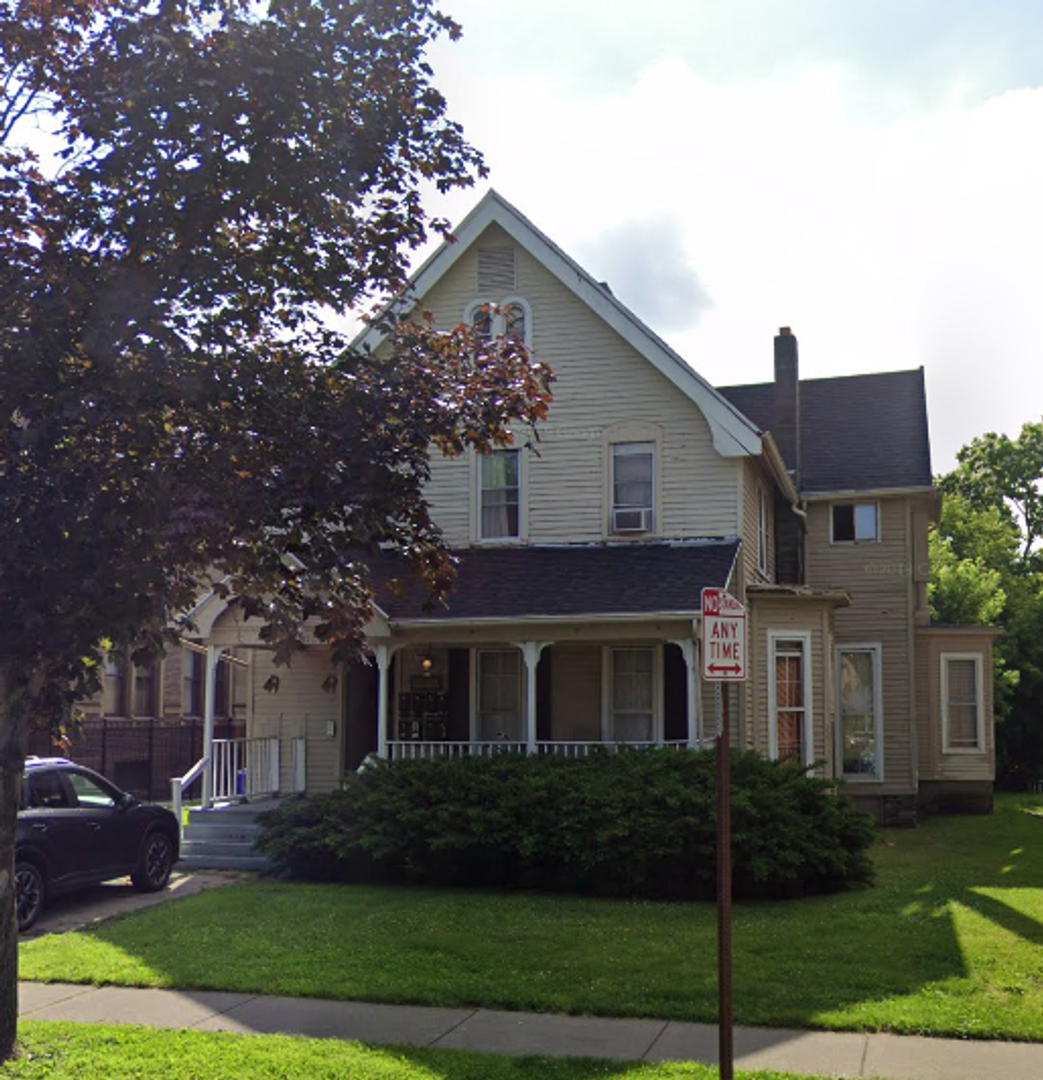 Rochester Apartment: 196 N. Goodman St
