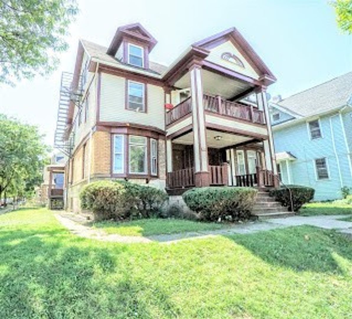 Rochester Apartment: 163-165 Leighton Ave