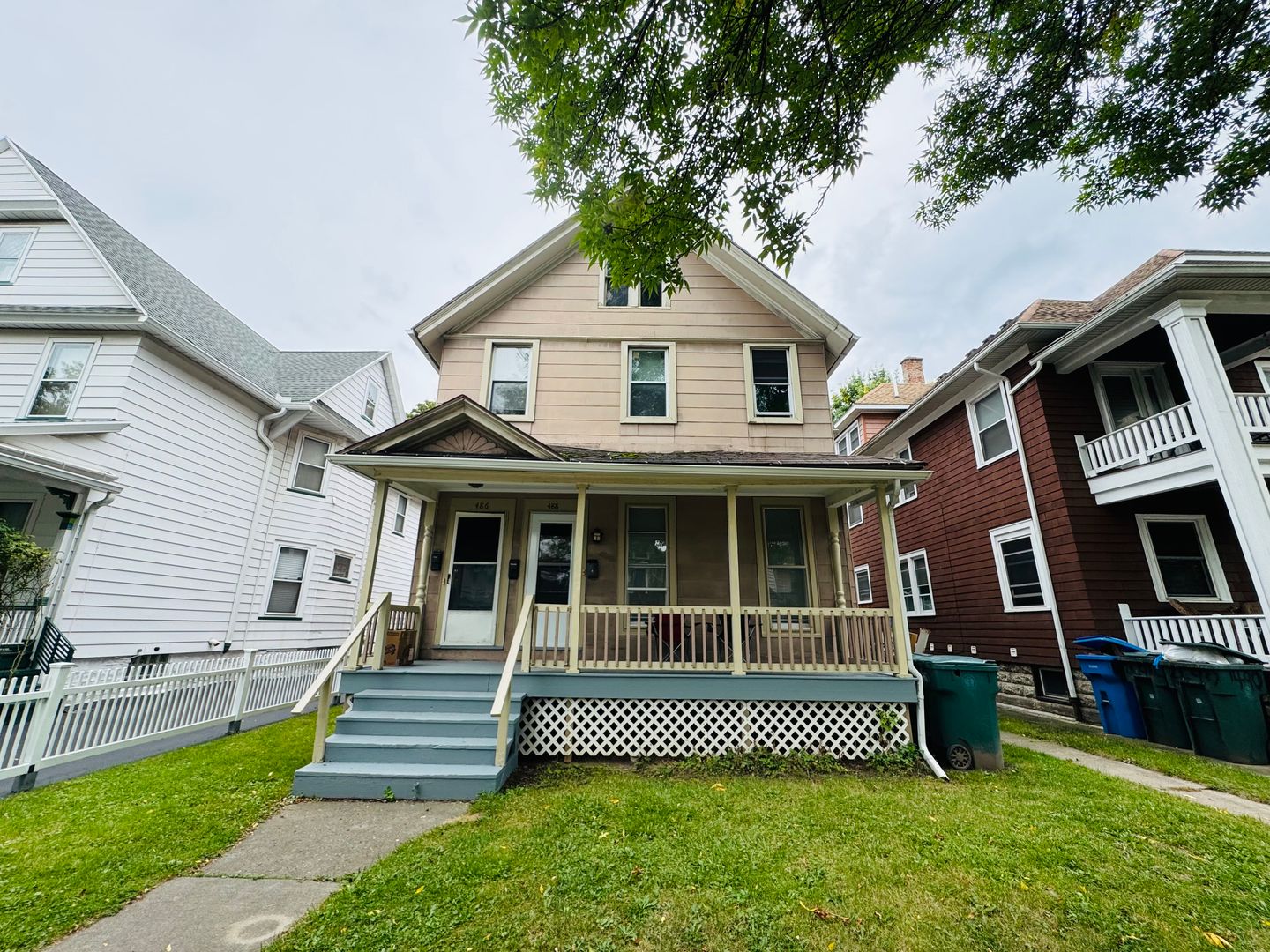 Rochester Apartment: 486-488 S. Goodman St