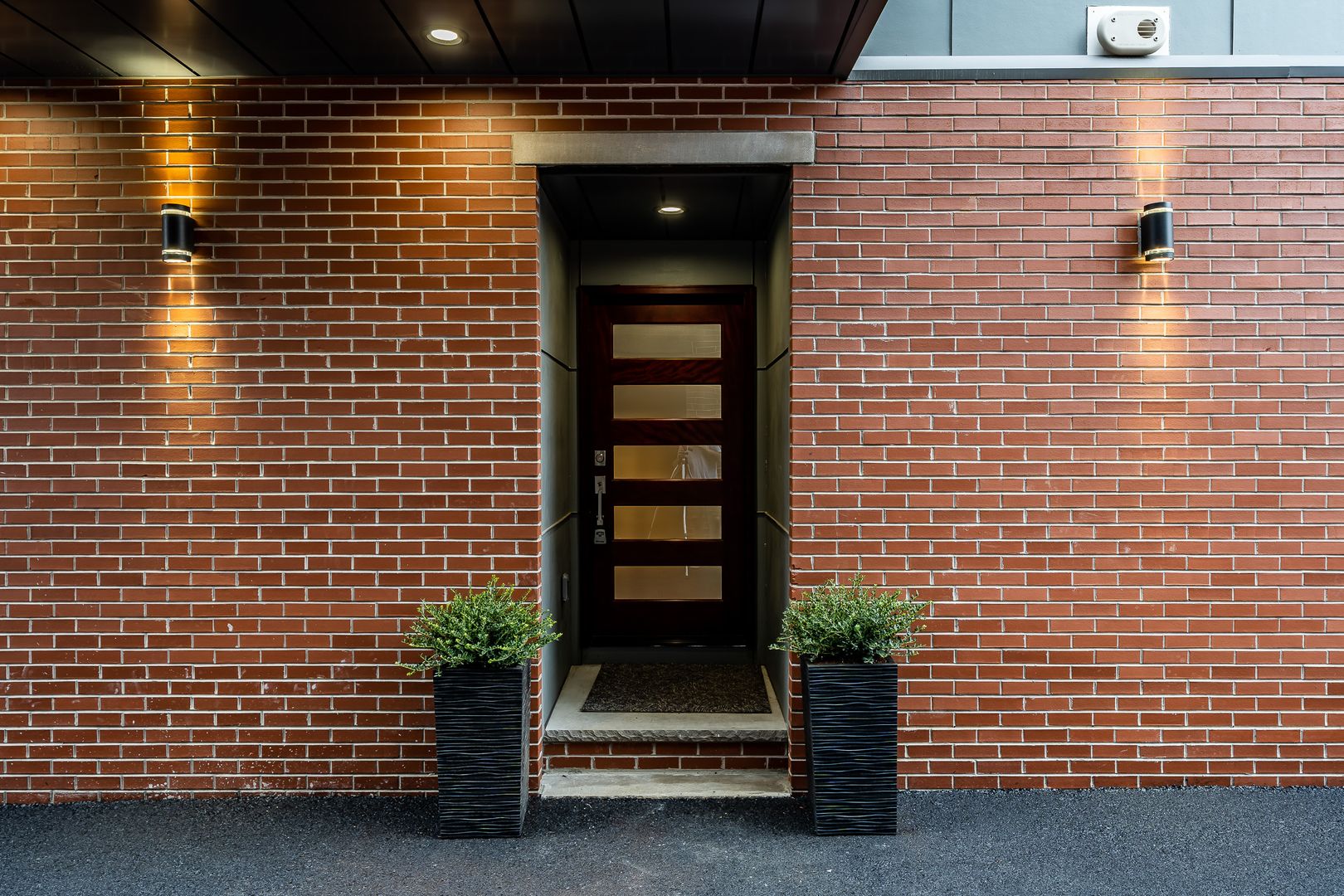 Philadelphia House: 237 Tasker Street