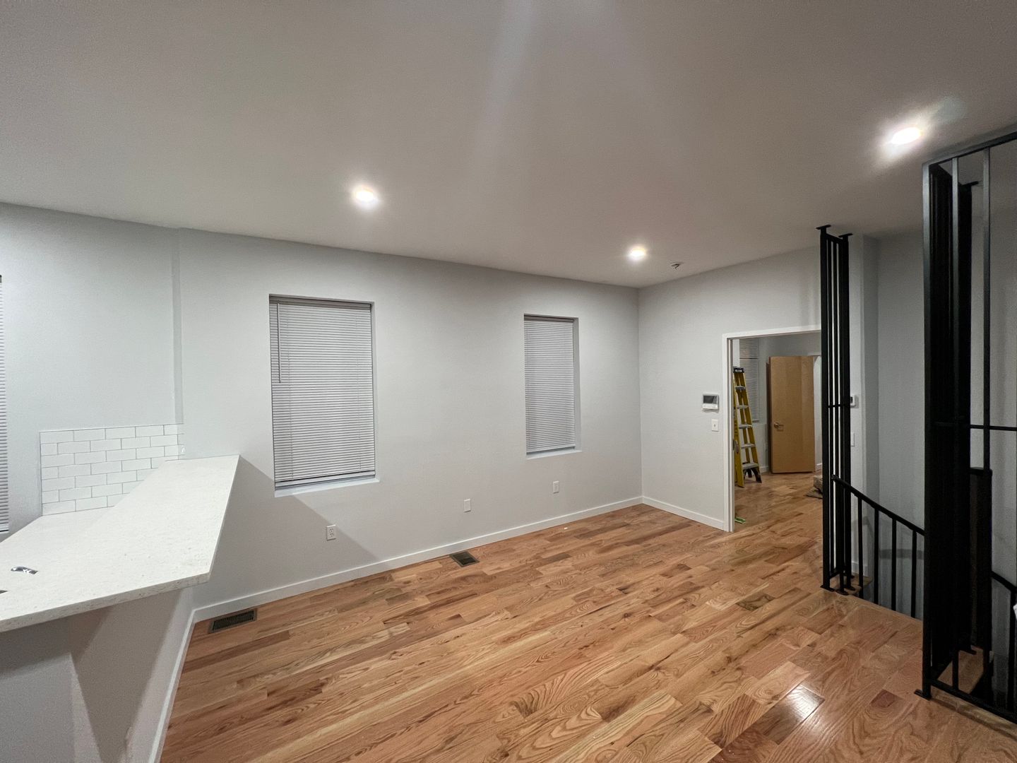 Philadelphia Apartment: 1933 Chestnut Street