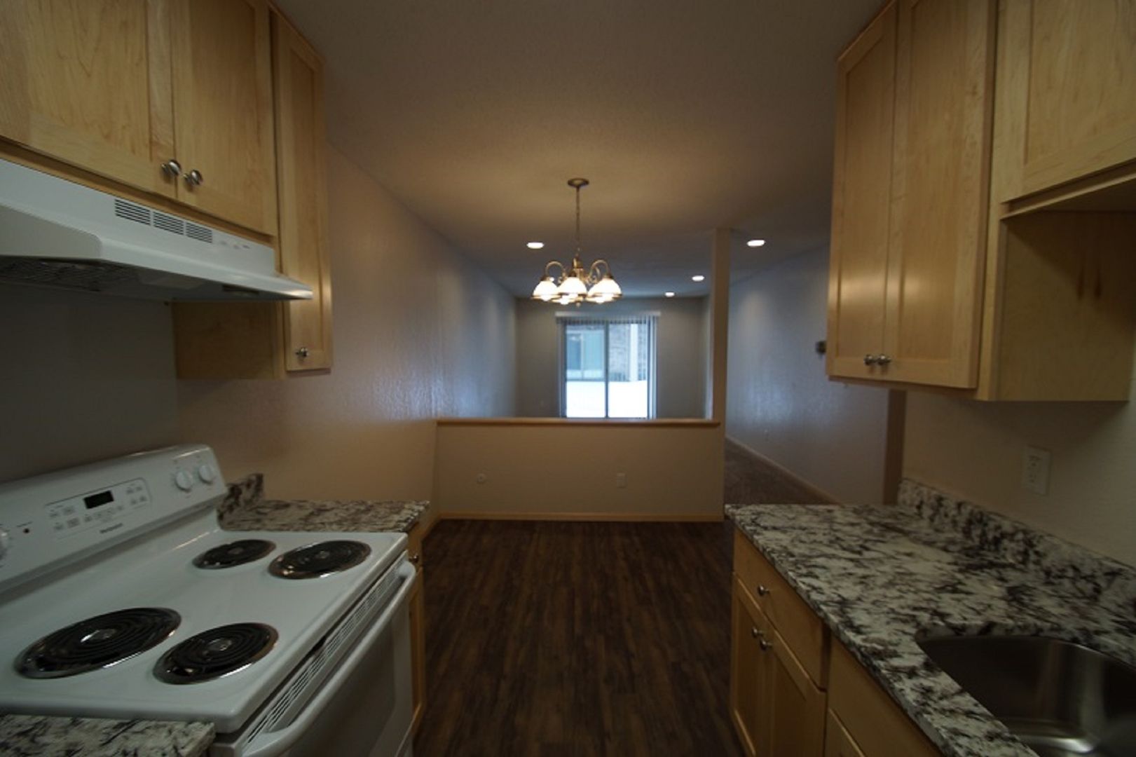 Saint Paul Apartment: 1260 Larpenteur Ave W