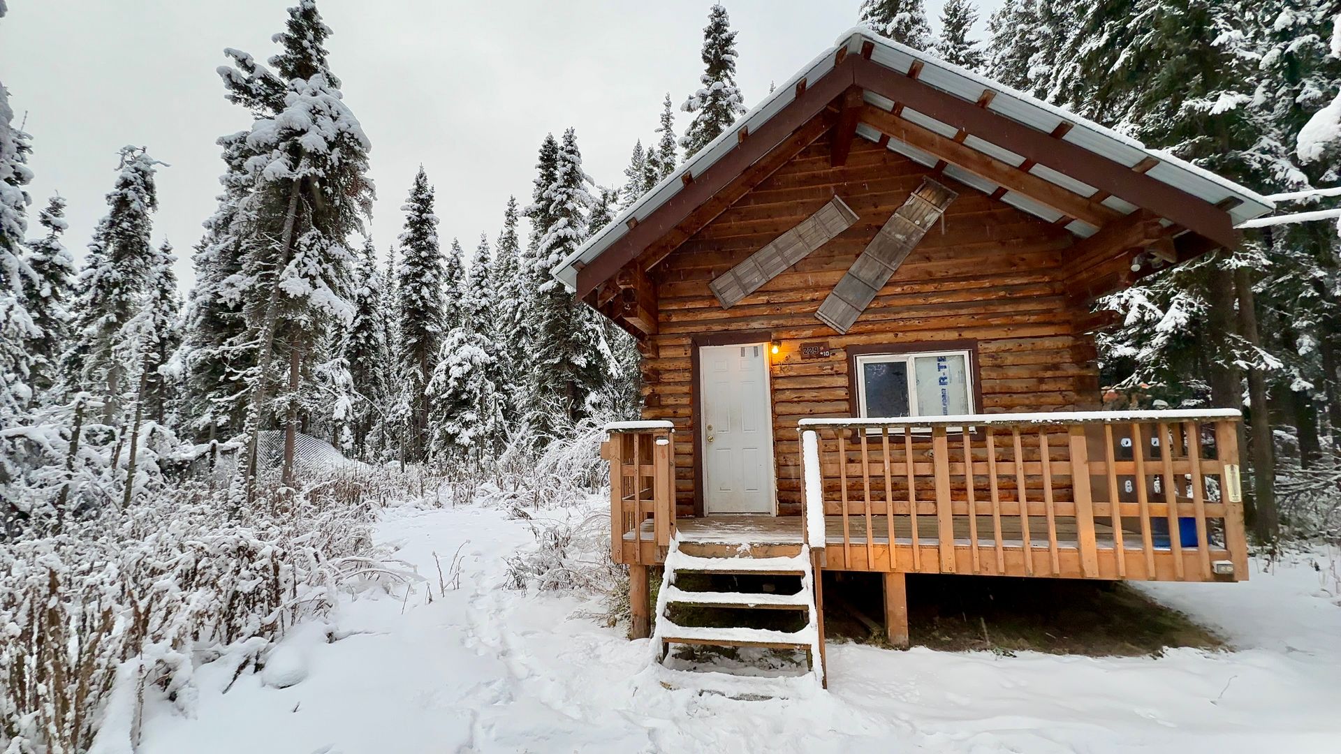 Fairbanks Apartment: Wecota and Toga