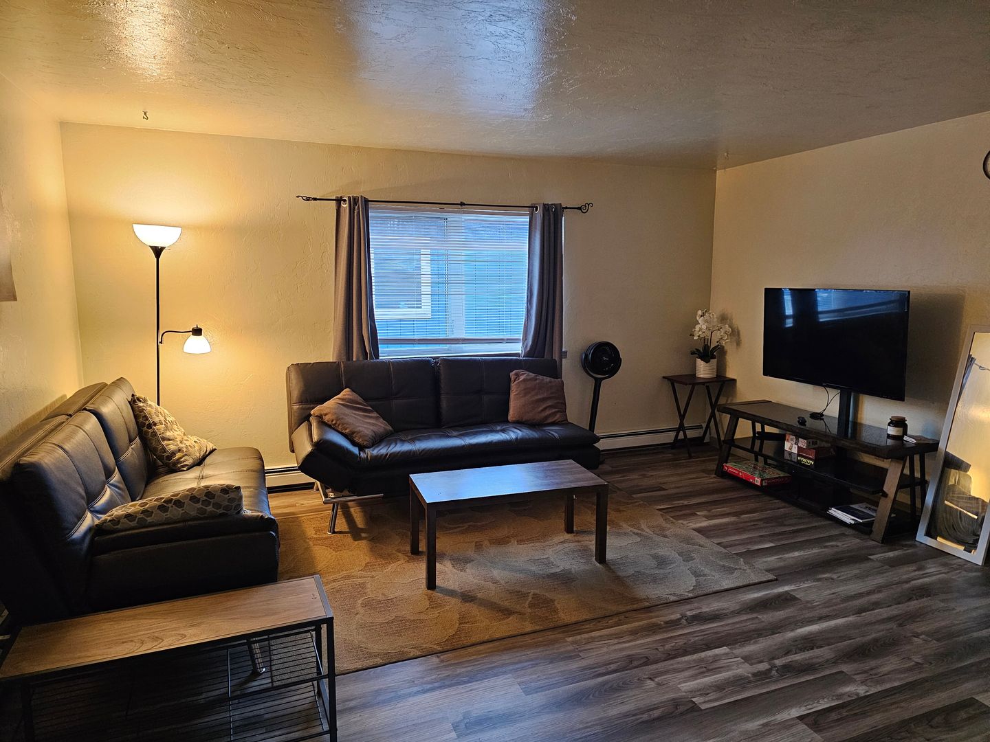 Fairbanks Apartment: 1032 28th Avenue