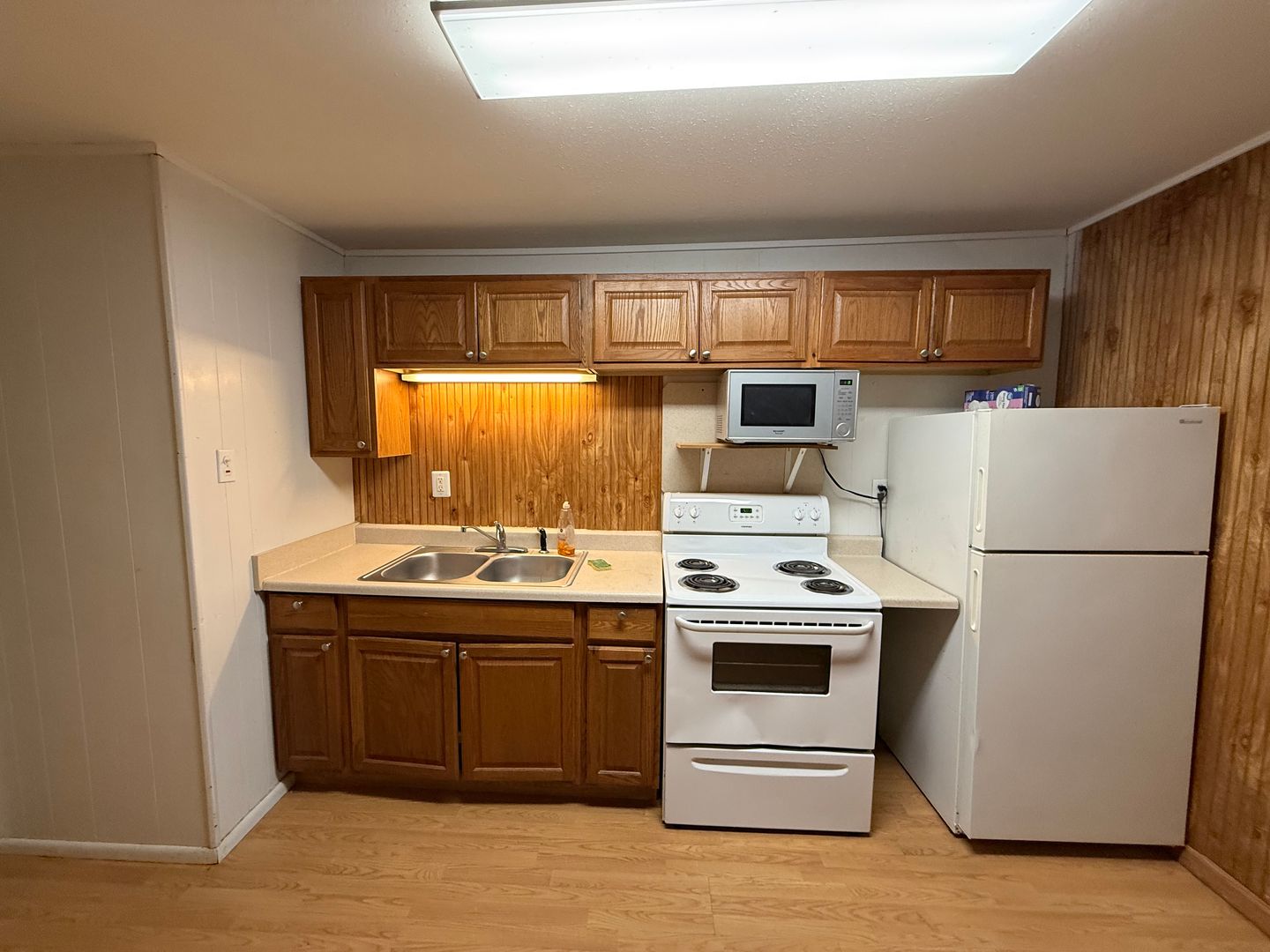 Fairbanks Apartment: 612 College Road