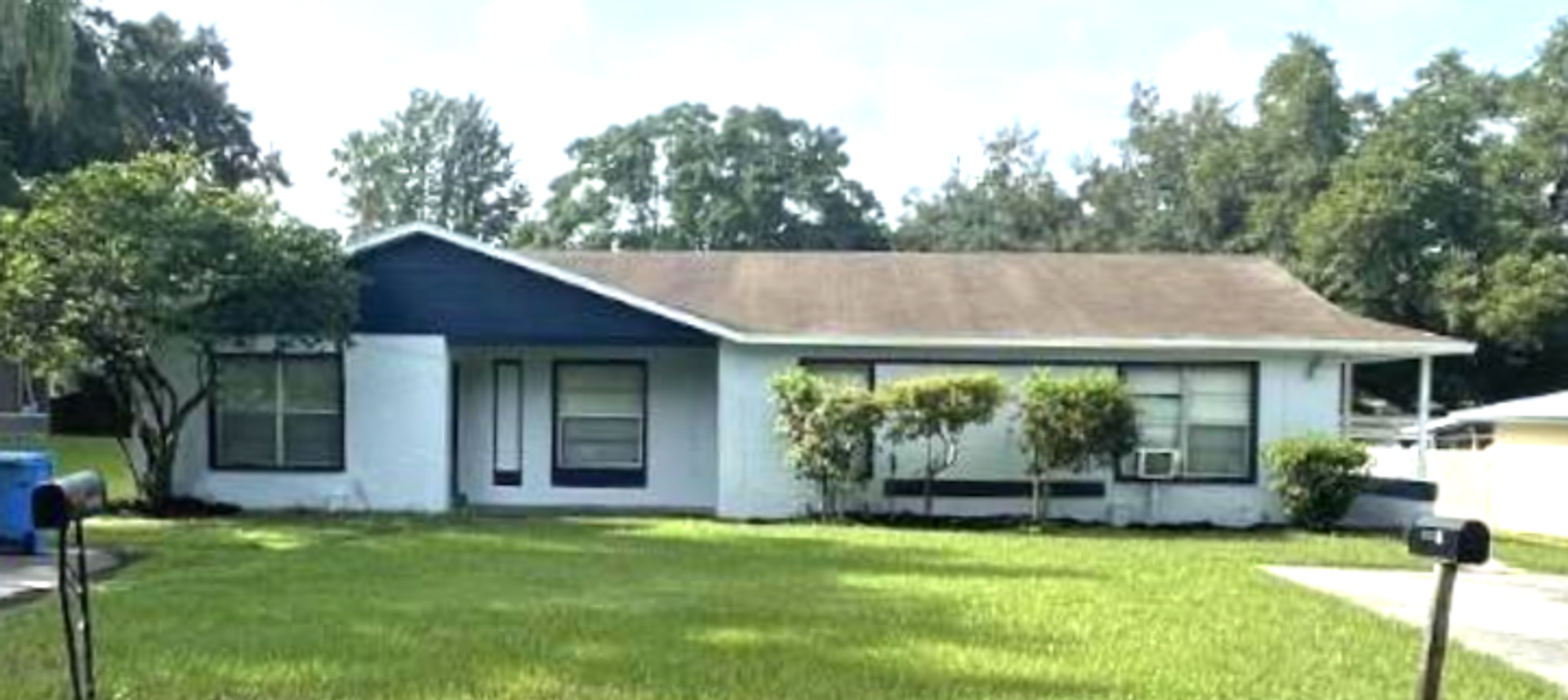 Seffner House: 11515 Valencia Drive