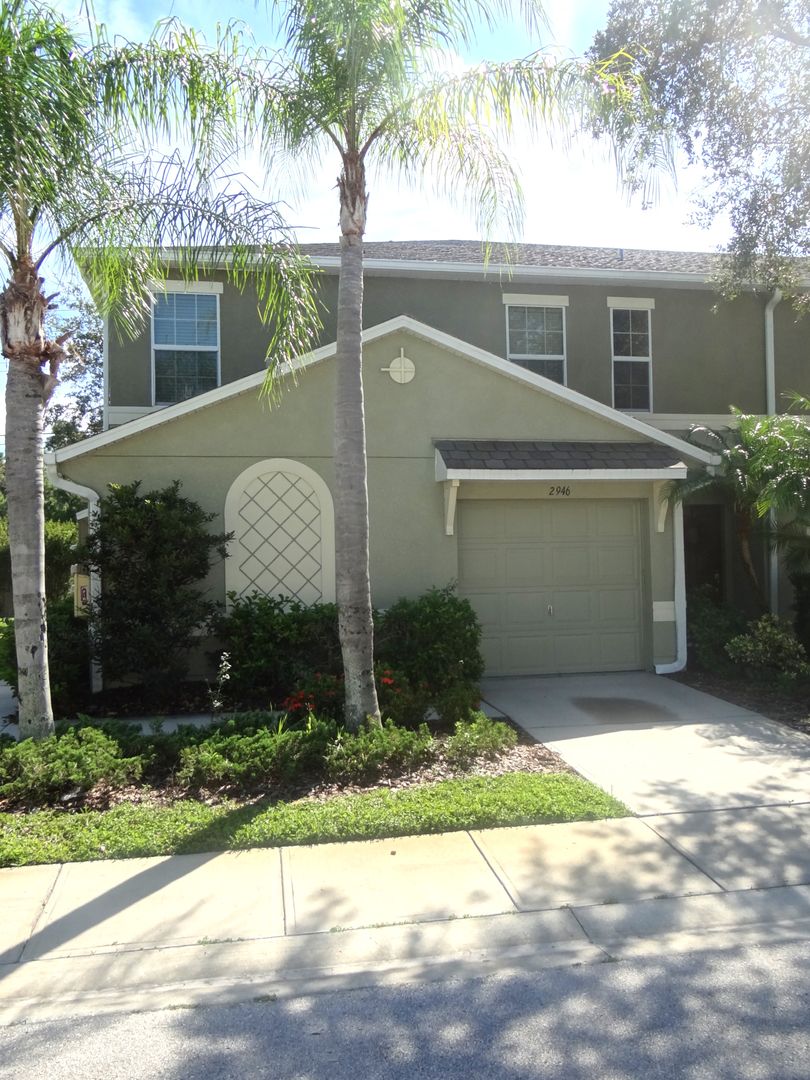 Wesley Chapel House: 2946 Willow Leaf Lane