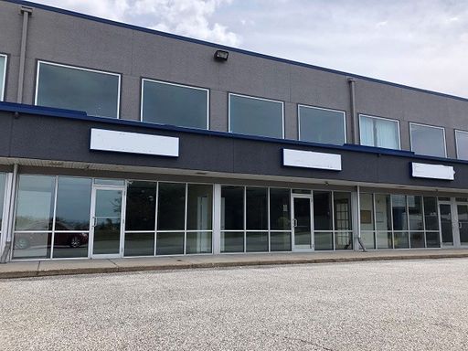 Commercial Space Available – photo 1