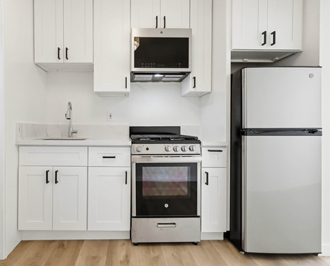 Fully Renovated Gorgeous & Cozy 2bd/1ba in Mid City! $99 Deposit! – photo 1