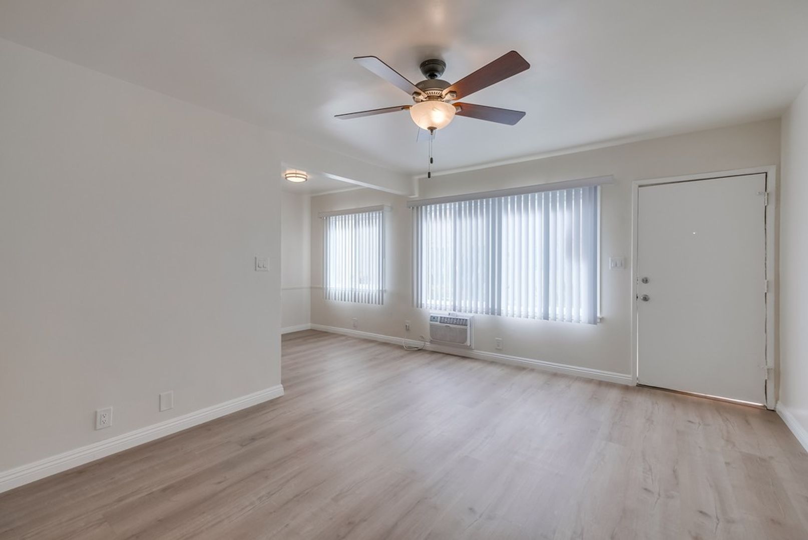 Los Angeles Apartment: 6307 - 6311 8th Ave