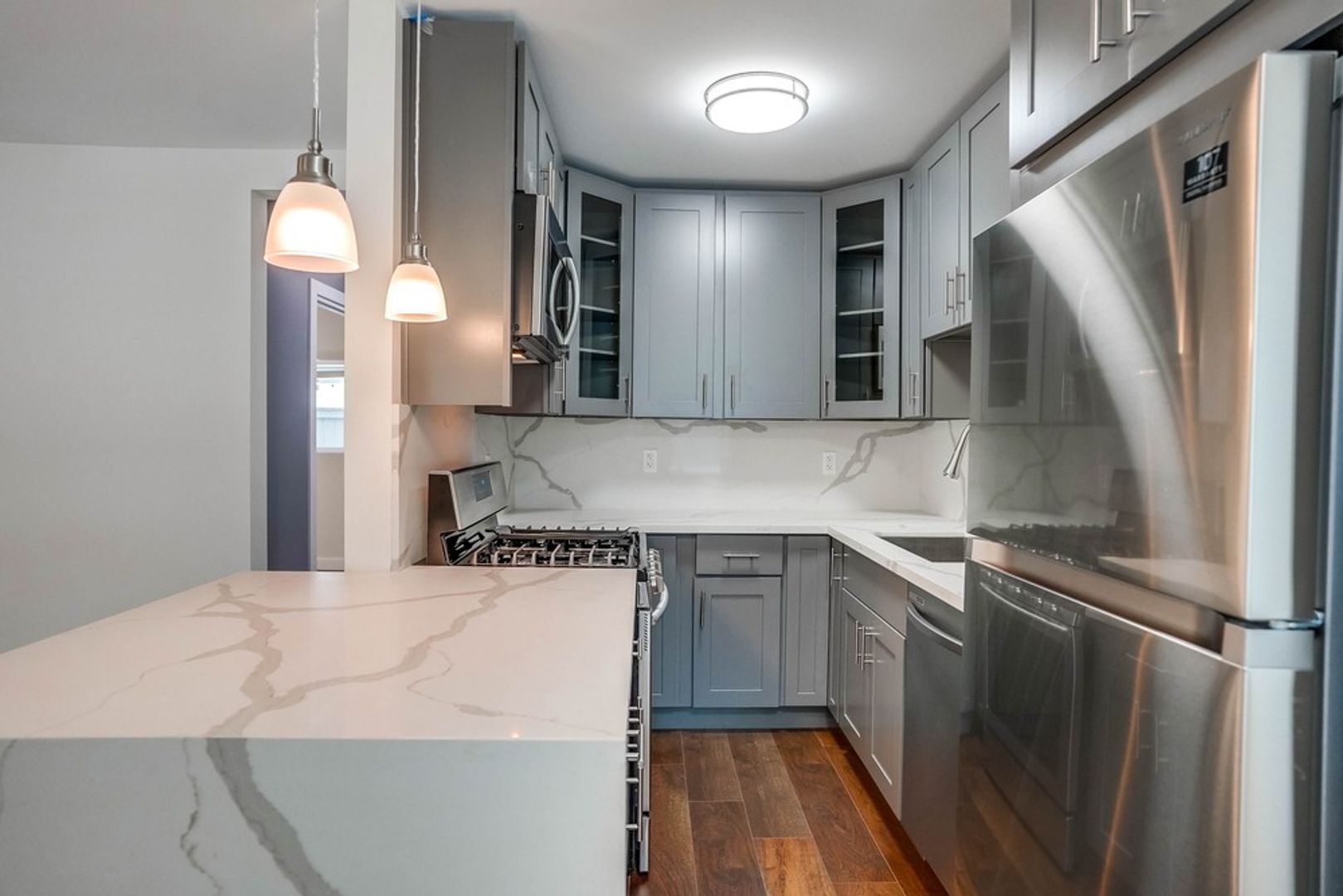 Inglewood Apartment: 920 Enterprise Ave