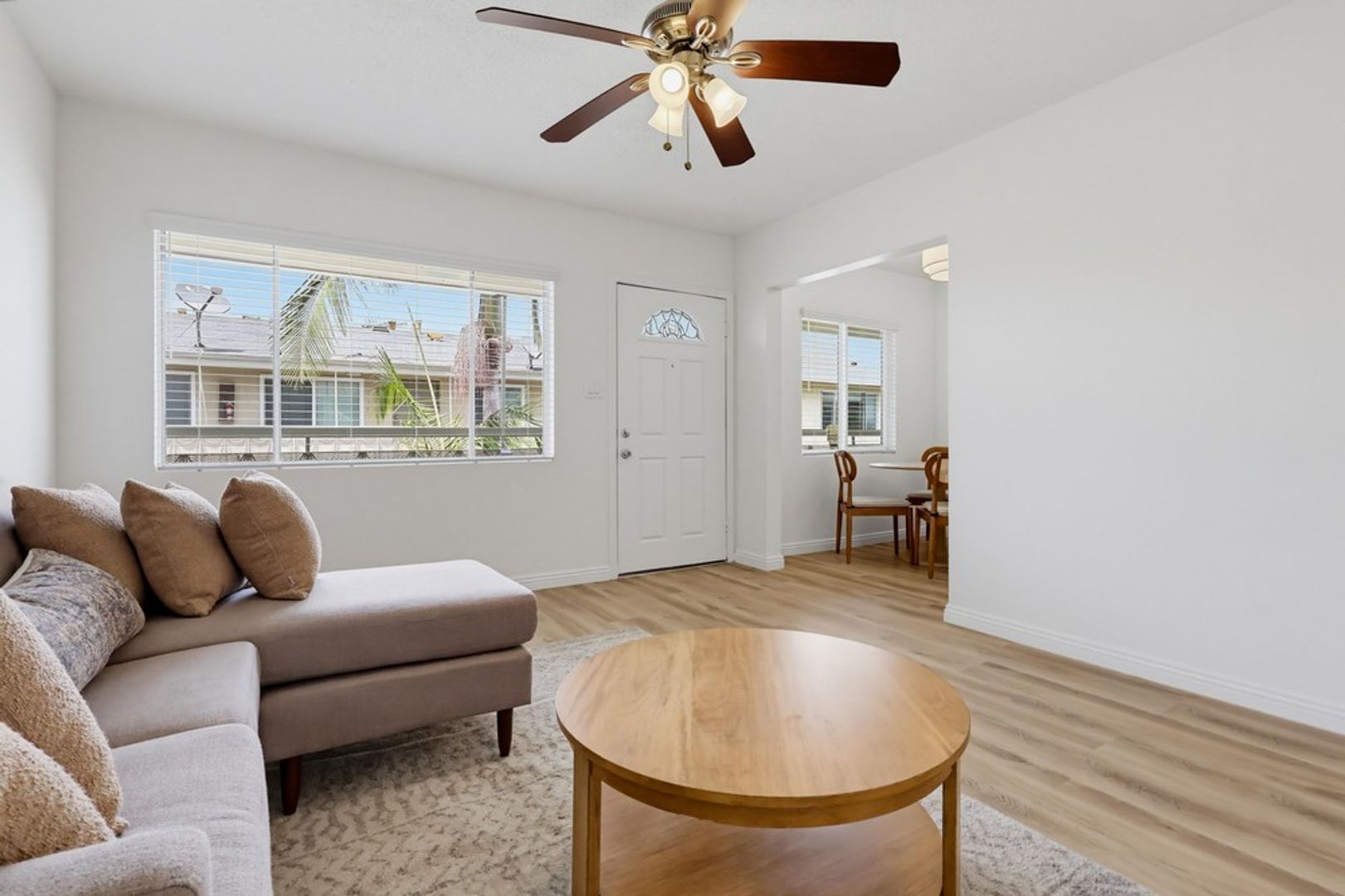 Los Angeles Apartment: 6028 - 6100 West Blvd