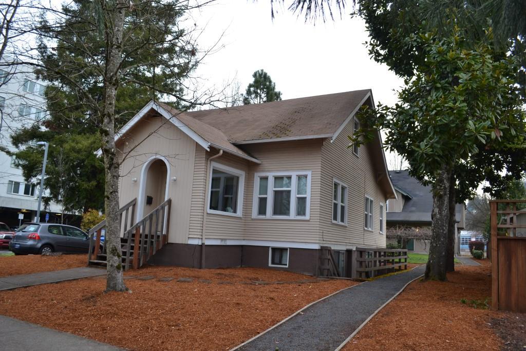 Eugene House: 1471 Villard St.