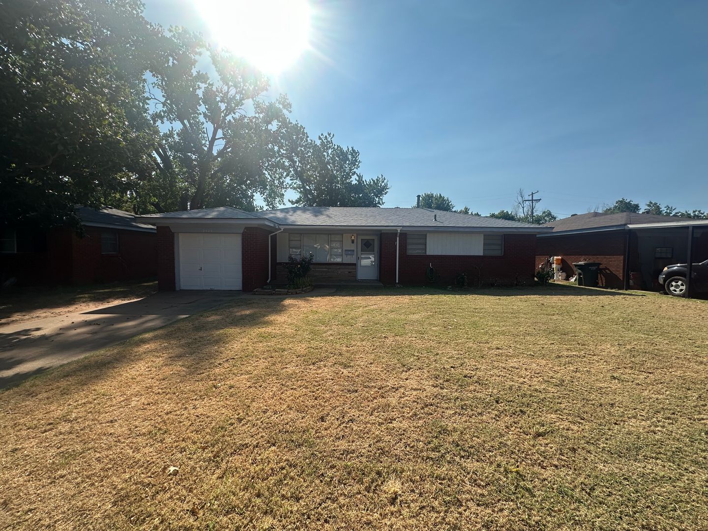 Del City House: 2524 Eagle Dr