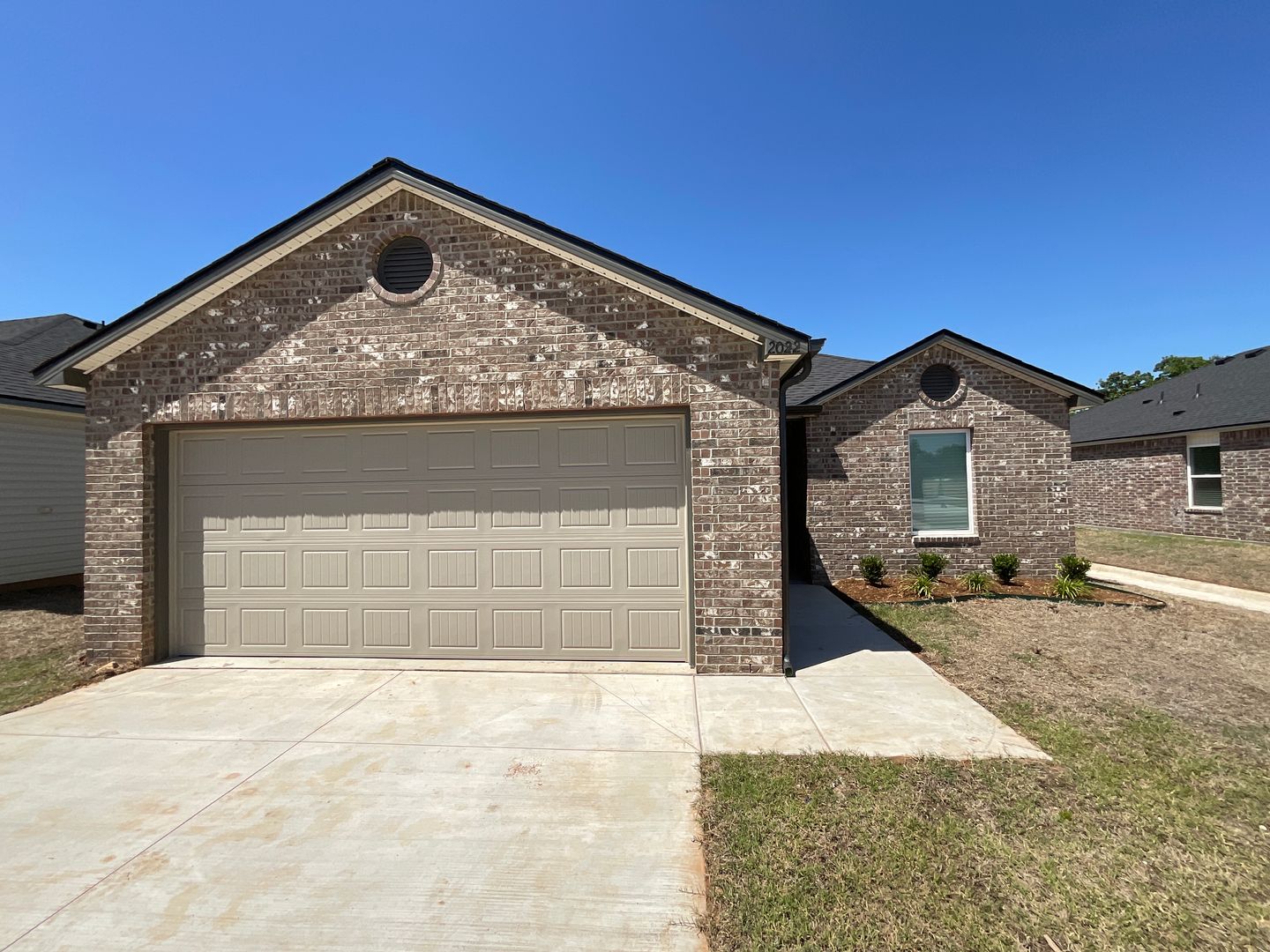 Chandler House: 2022 Chandler Meadows Dr