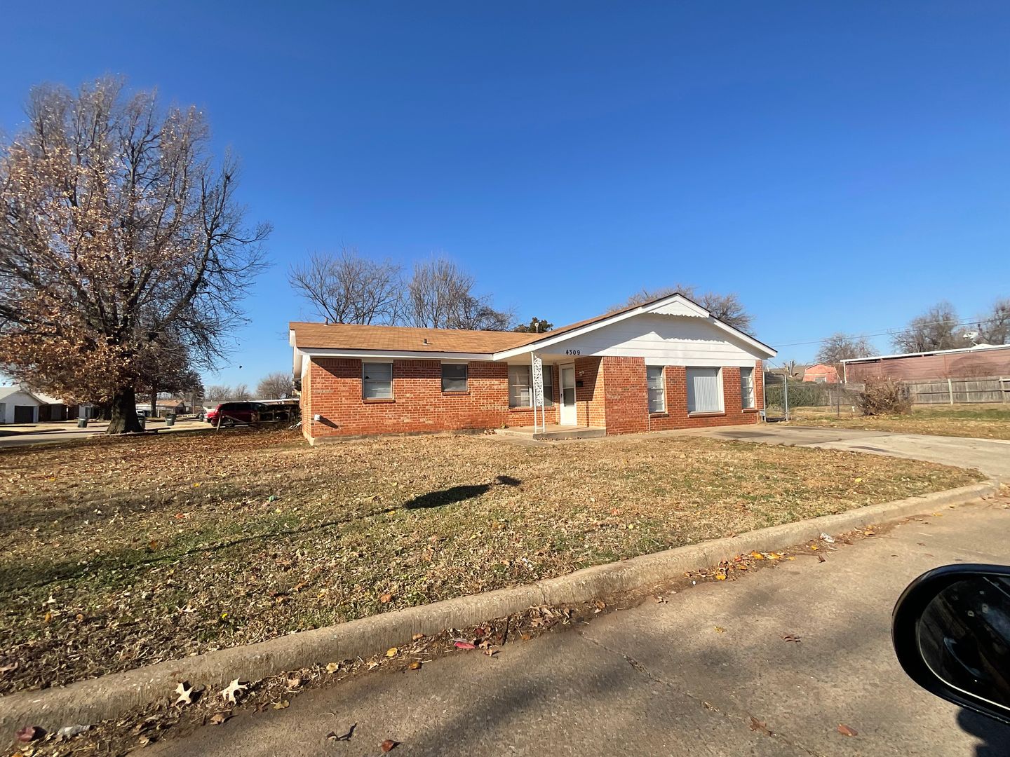 Del City House: 4309 Epperly Dr