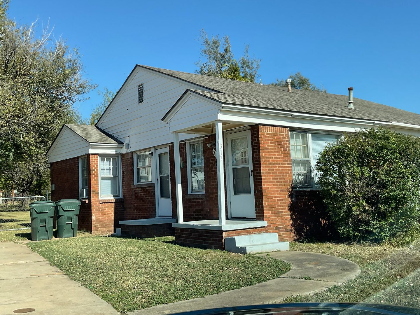 Midwest City House: 313 Babb