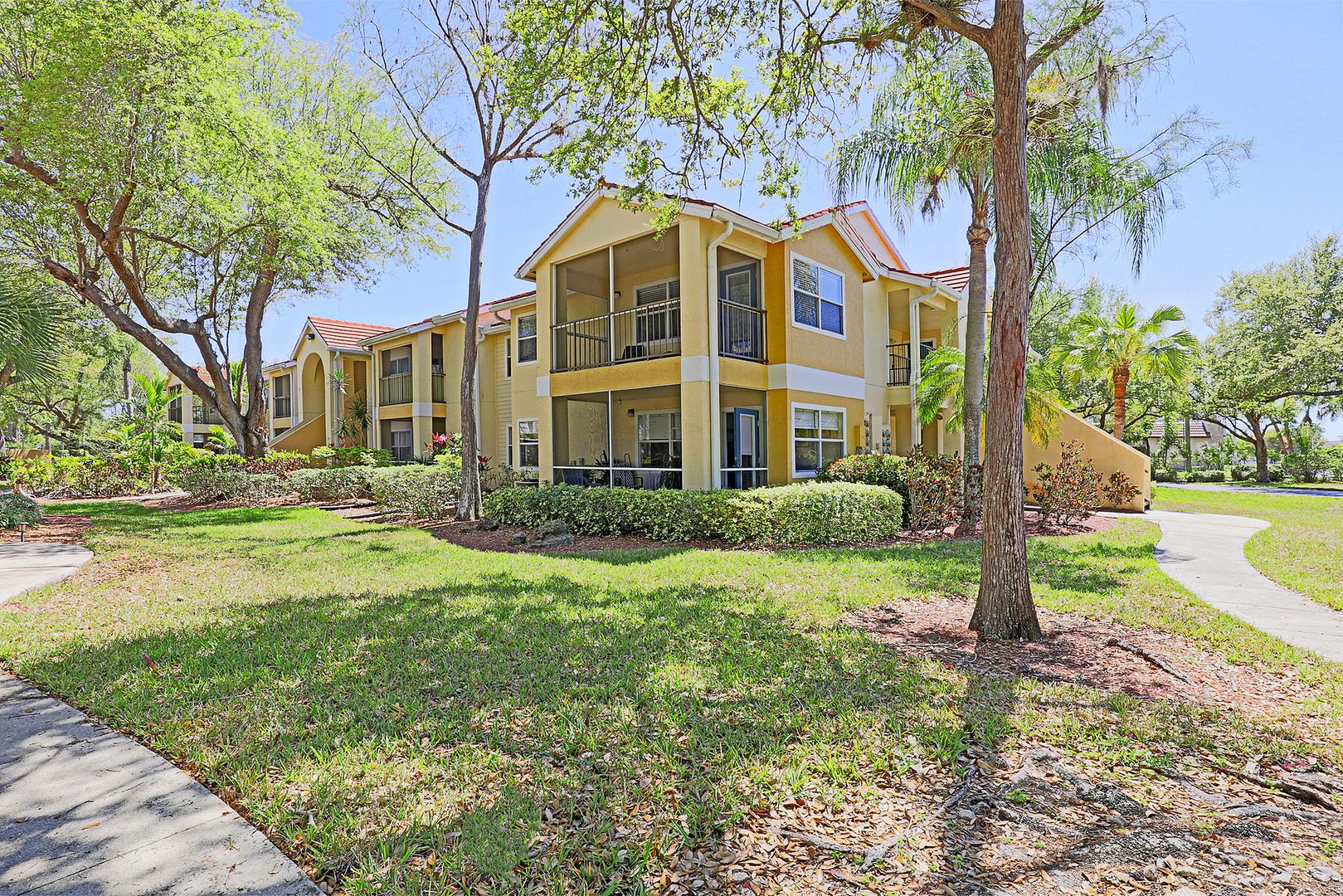 Fort Myers Apartment: 12640 Equestrian Circle