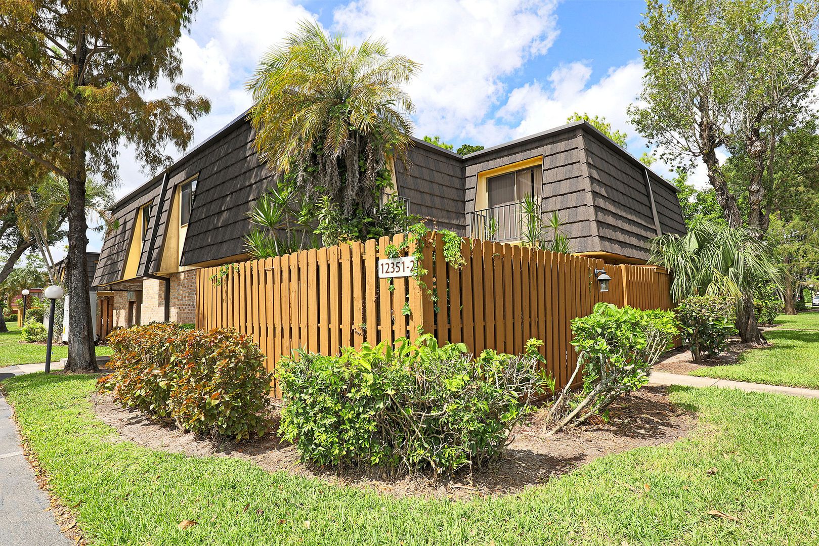 Fort Myers Apartment: 12351 Woodrose Court, 2