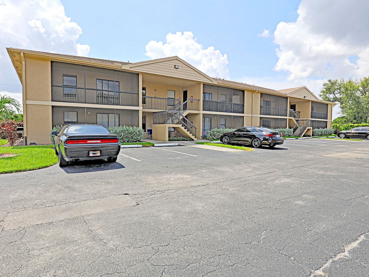 Fort Myers Apartment: 5329 Summerlin Rd #2903