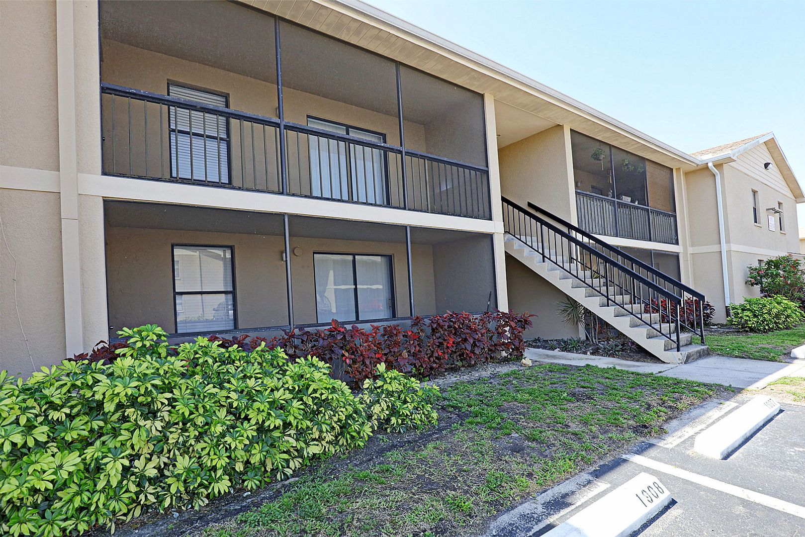 Fort Myers Apartment: 5319 Summerlin Rd #1915