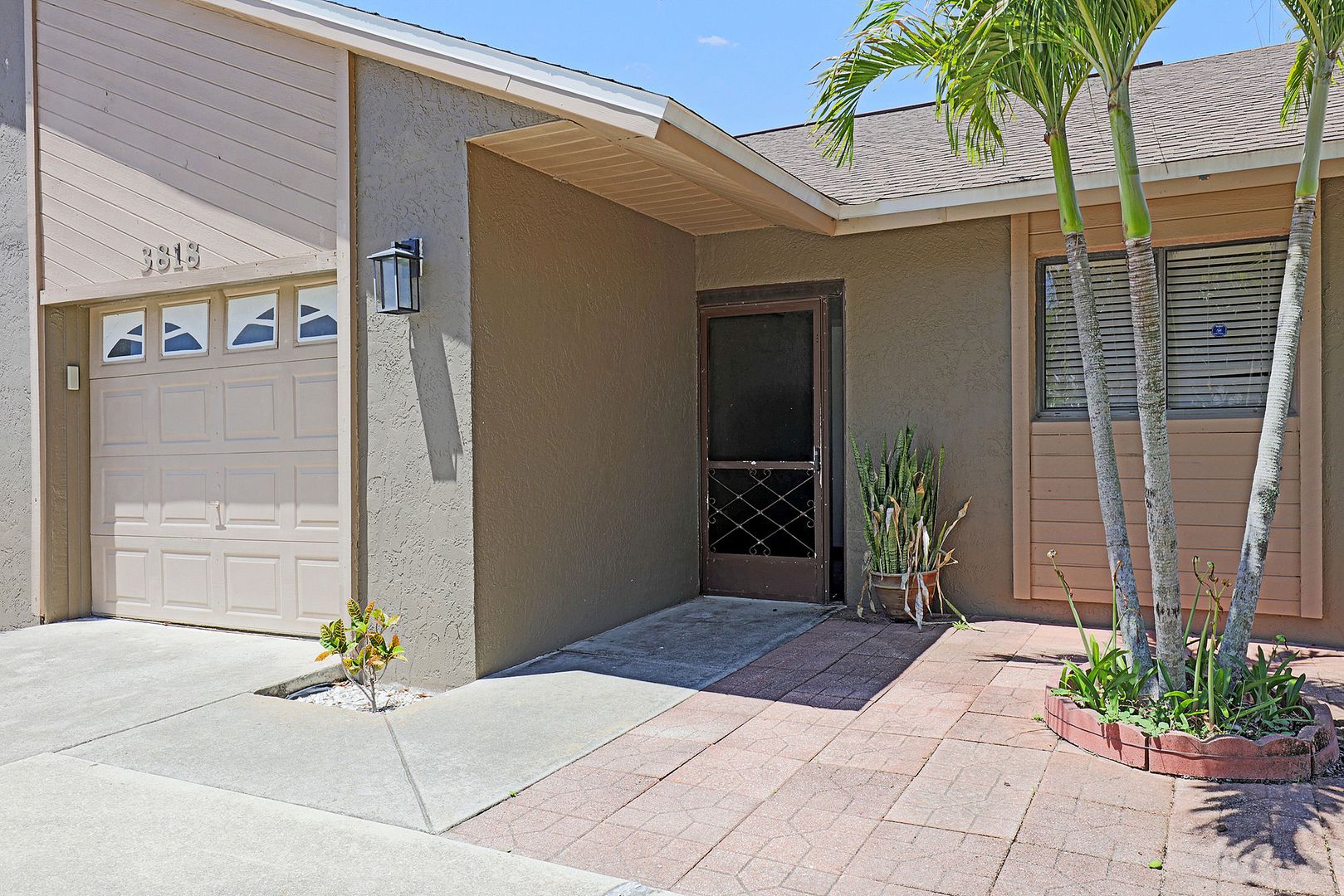 Cape Coral Multiplex: 3818 SW 7th Place