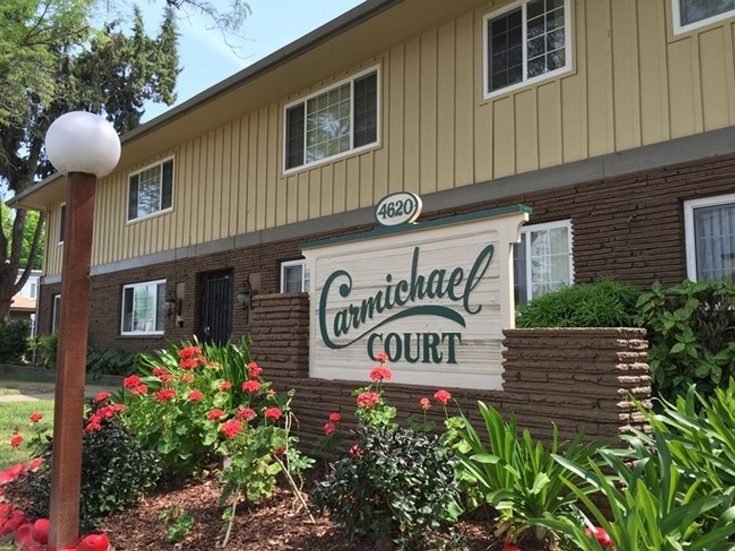 Sacramento Apartment: 4620 Marconi Ave