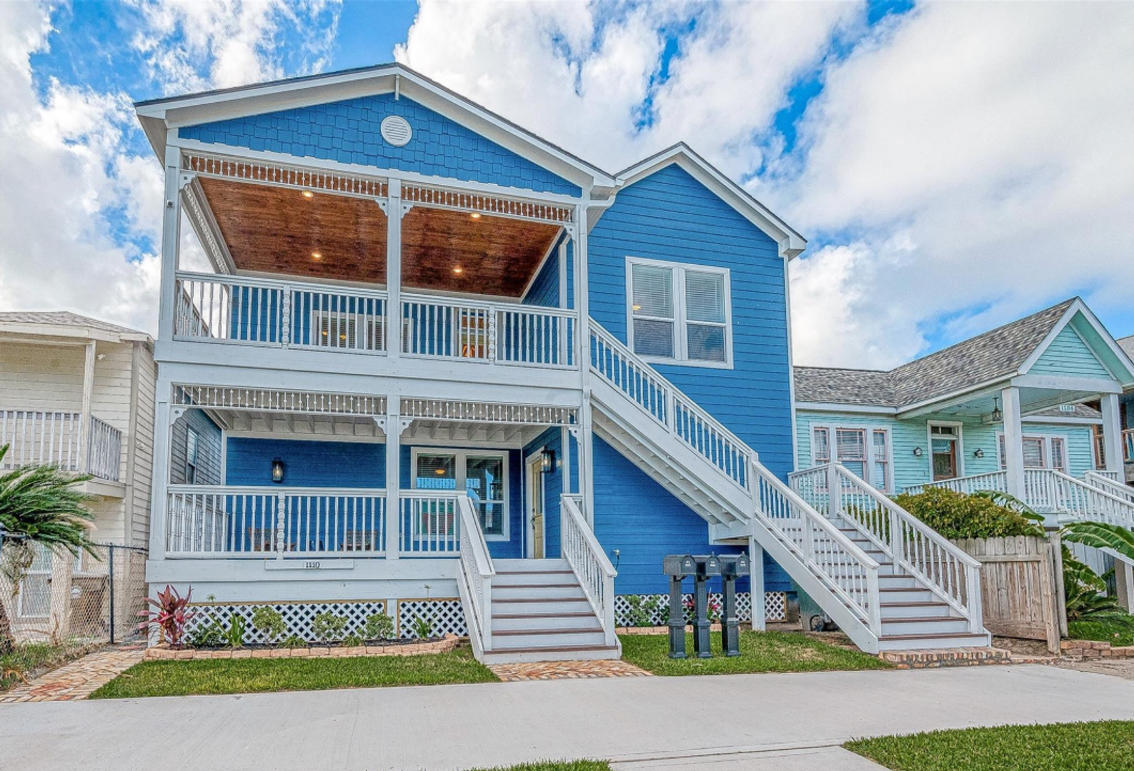 Galveston Apartment: 1110 Ave K