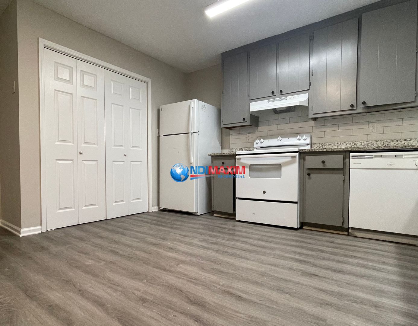 Lawrenceville Apartment: 493 Stone Mountain Street #11 Building R