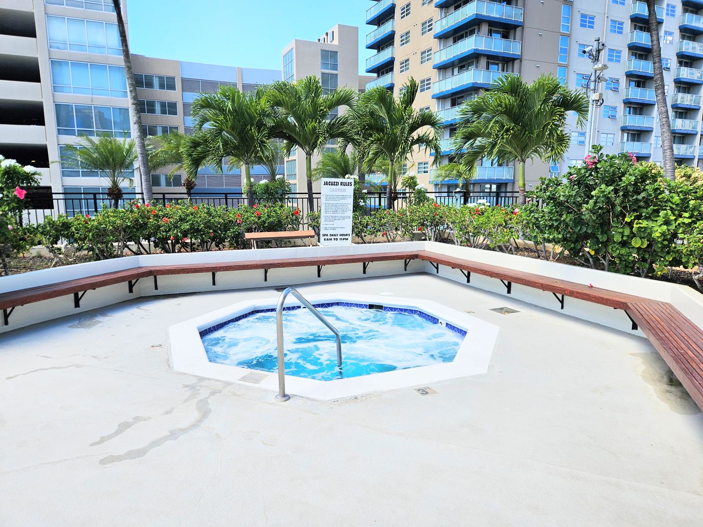 Honolulu, Condo: 876 Curtis Street Apt 2301