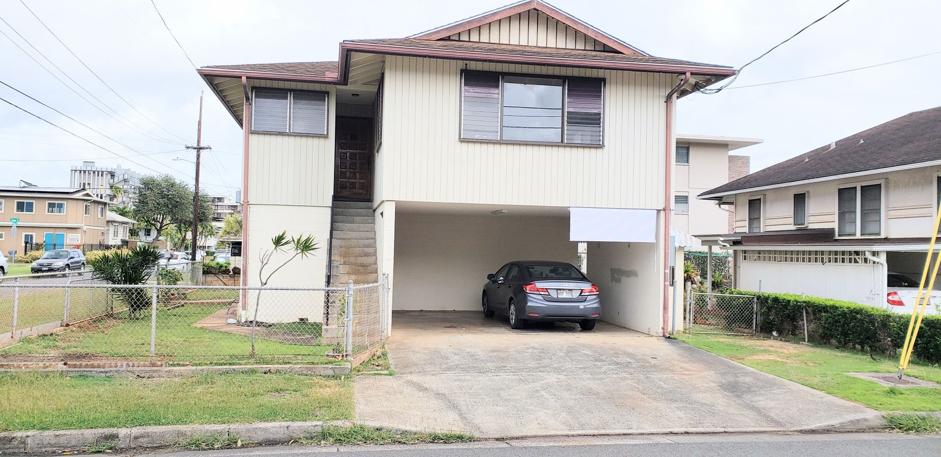 Honolulu Apartment: 1703 Waiola Street