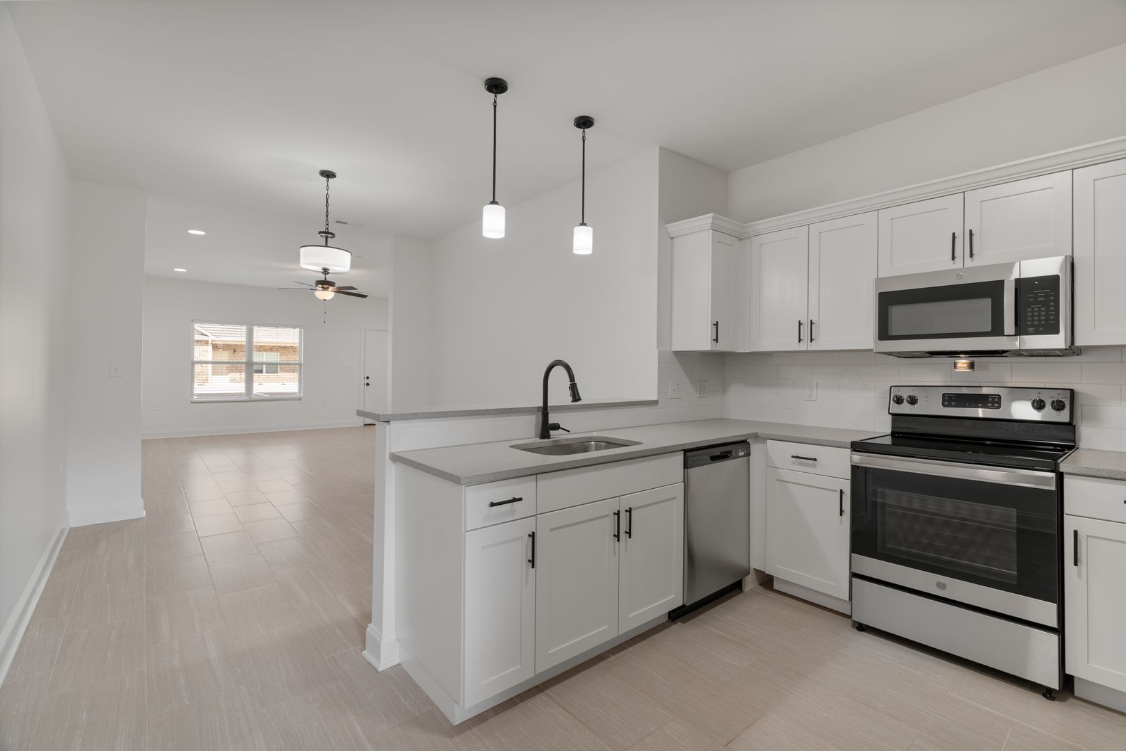 Athens Apartment: 19254 Autumn Falls Way