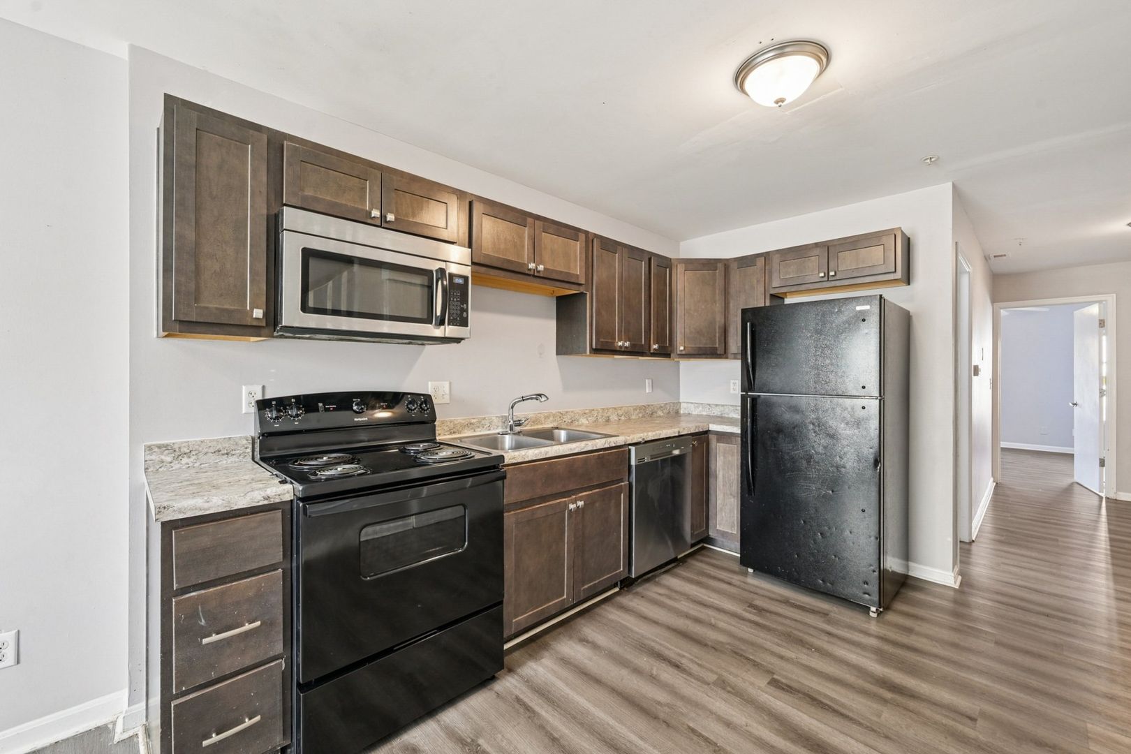 Columbus Apartment: 4646 Tamarack Blvd