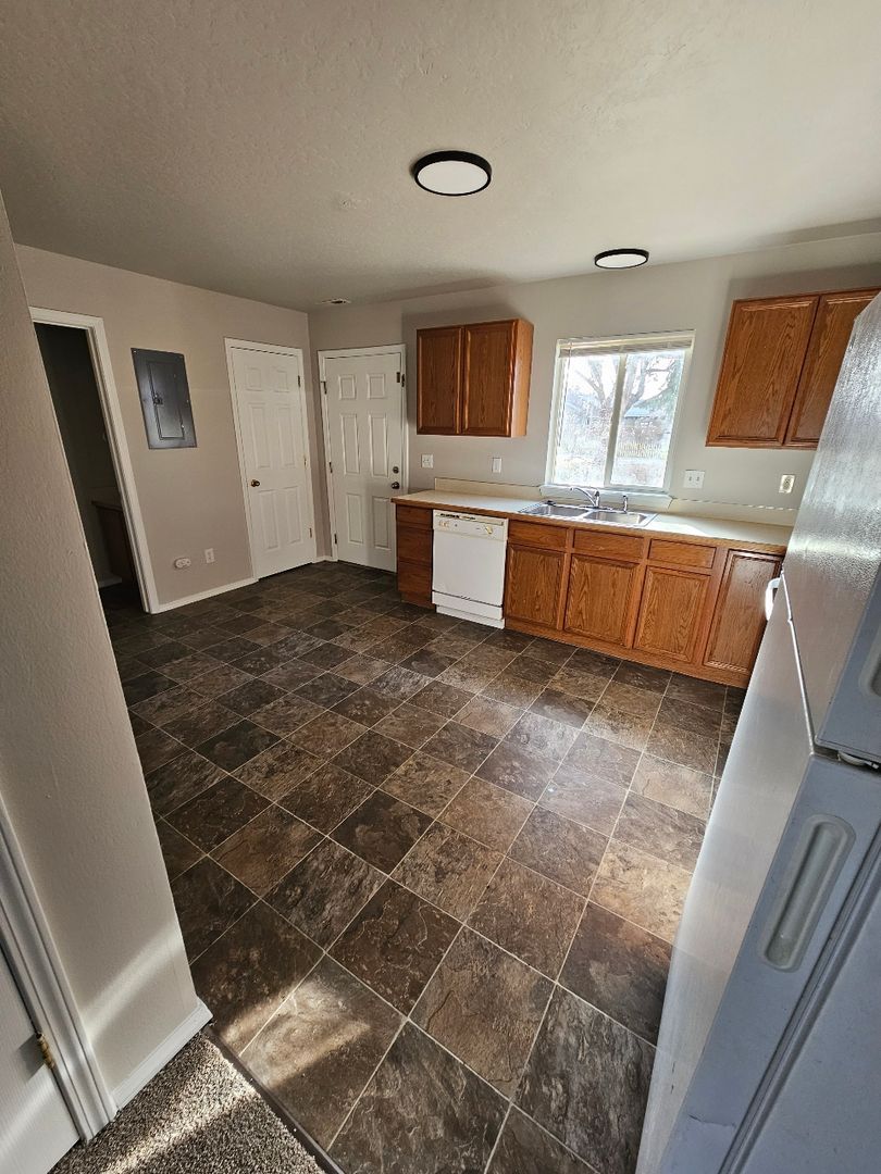 Nampa Apartment: 16023 N 19th St