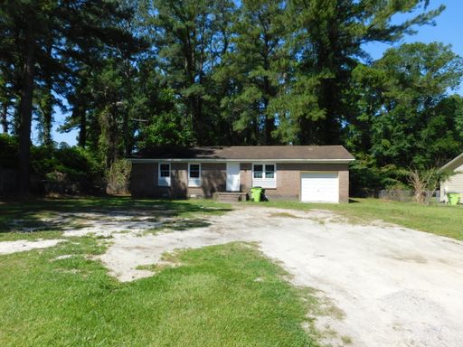 4004 Brandywine Drive conveniently located between Historic New Bern & MCAS Cherry Point! – photo 1
