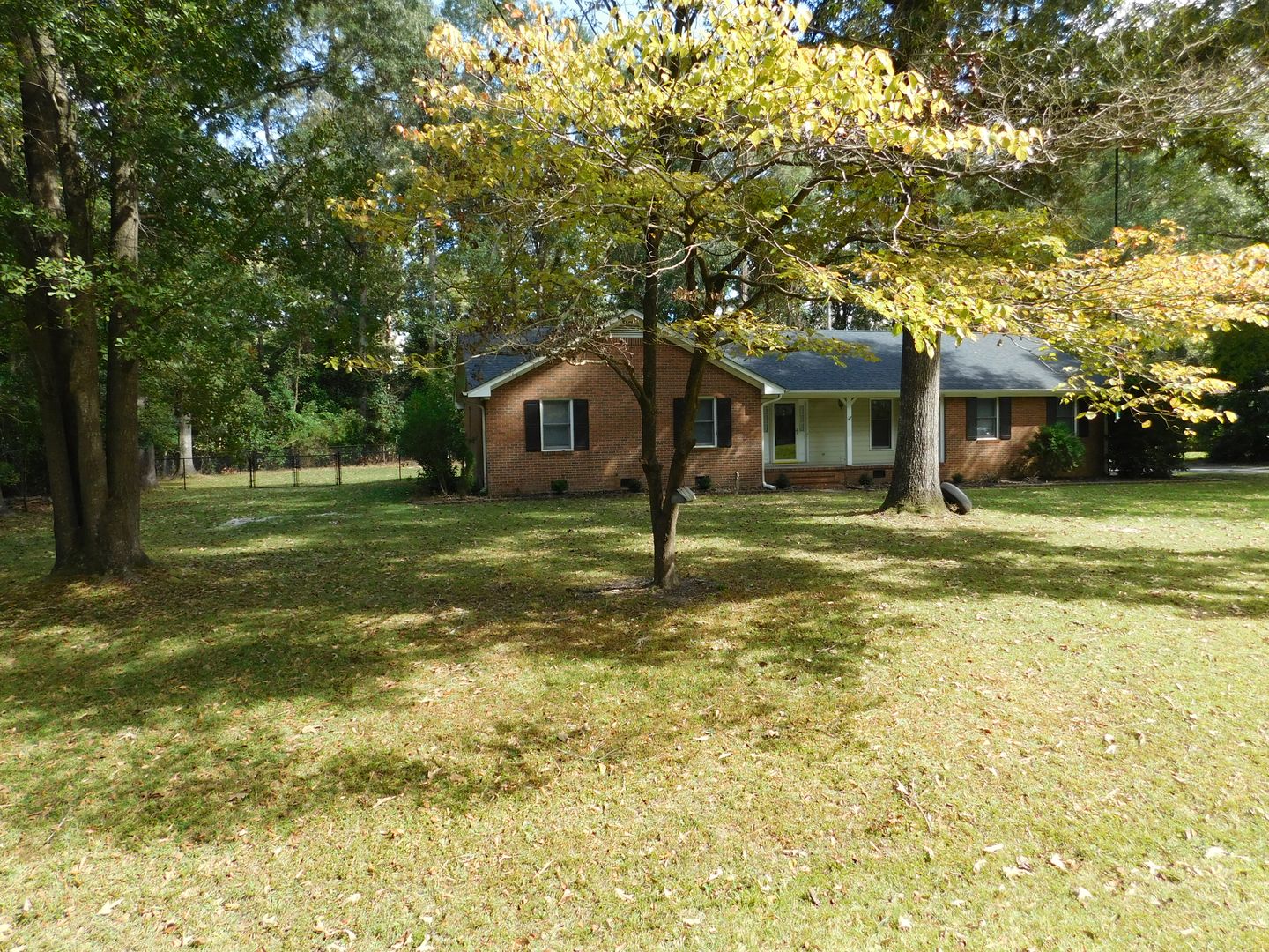 New Bern House: 278 Gatewood Drive