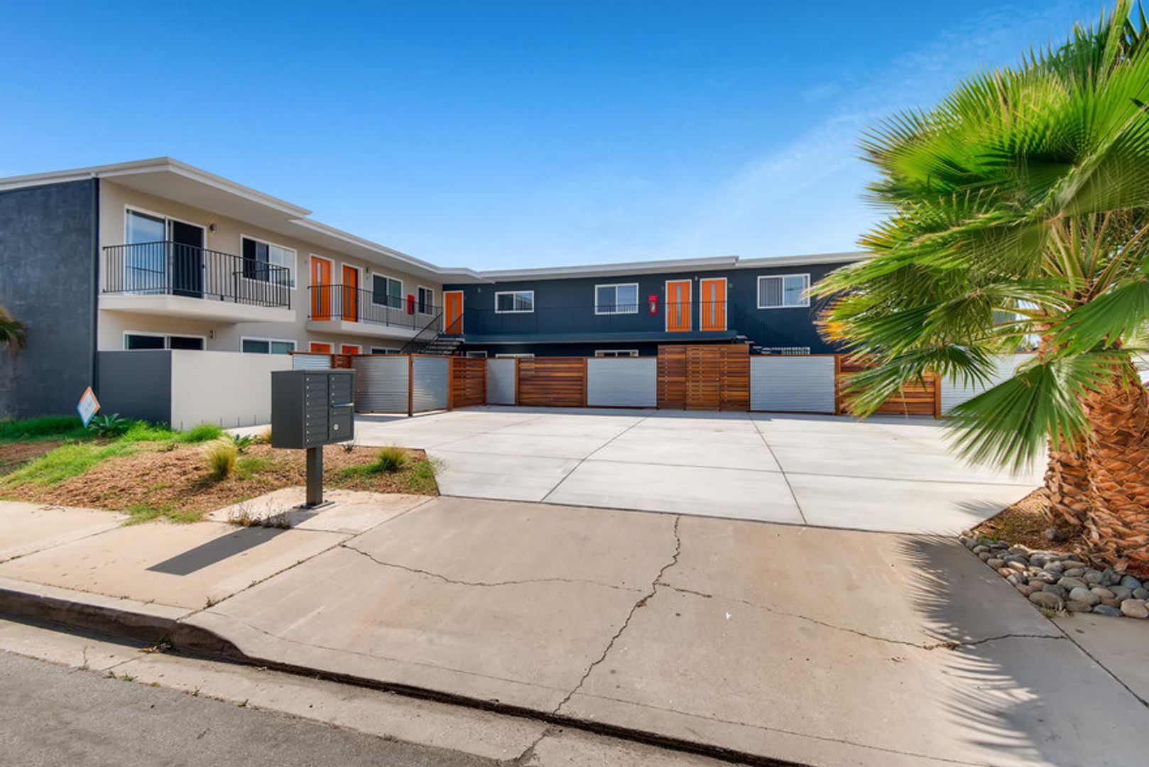 Imperial Beach Apartment: 584 11th Street