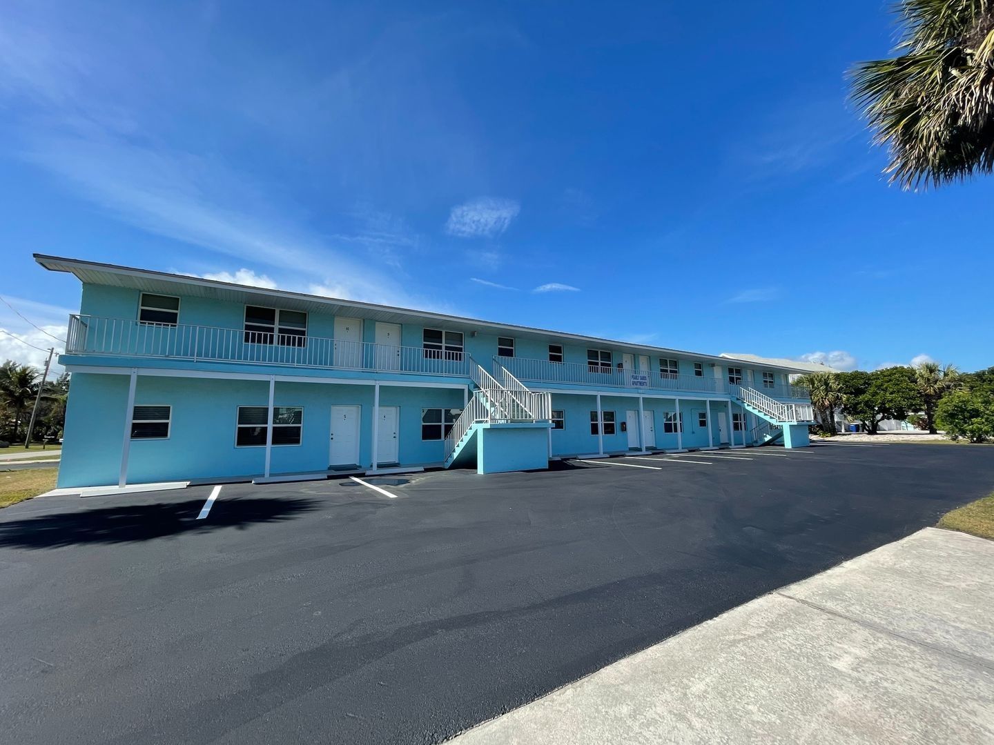 Fort Pierce Apartment: 661 Hernando Street