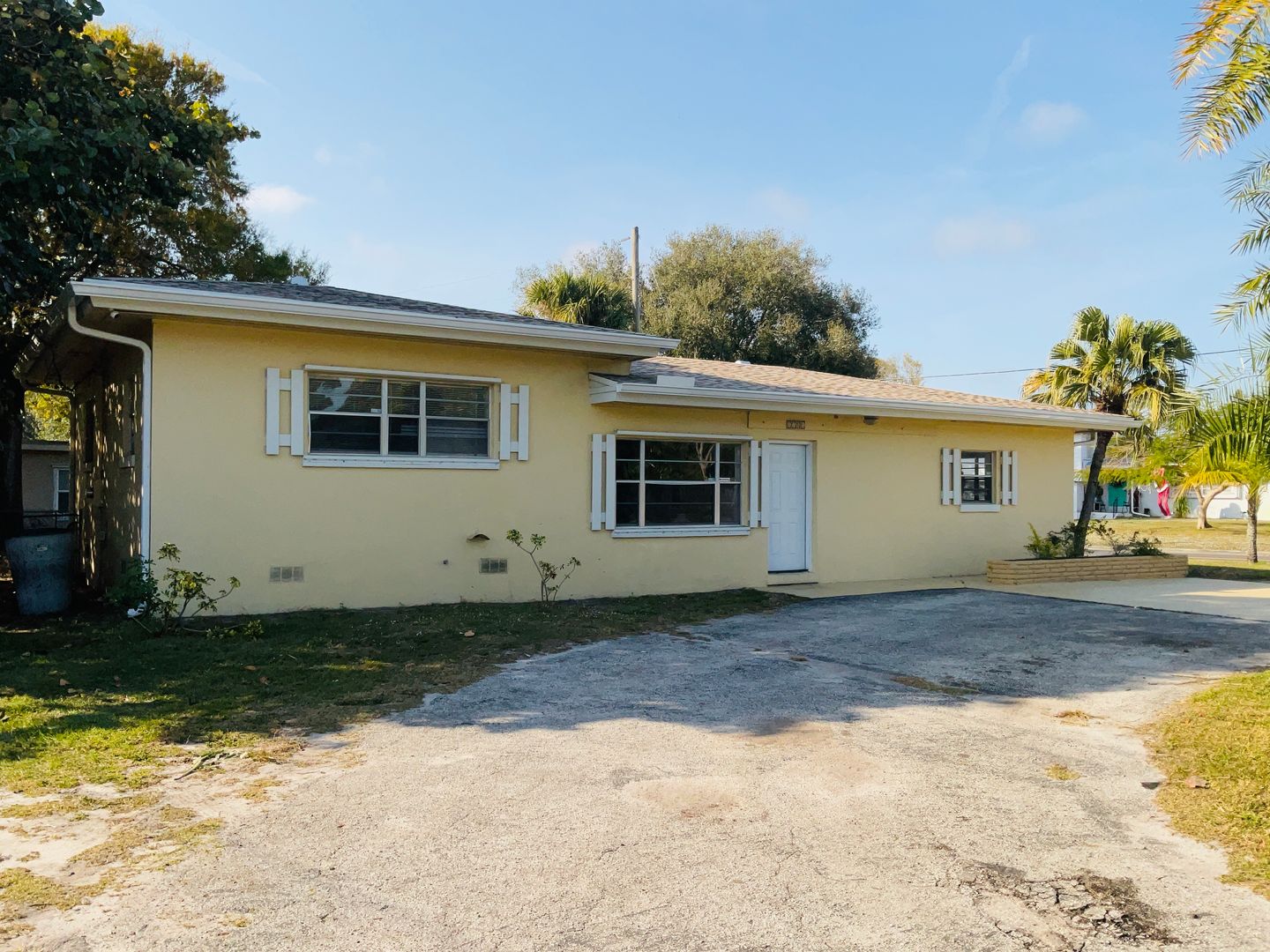 Fort Pierce House: 1701 Sunrise Blvd