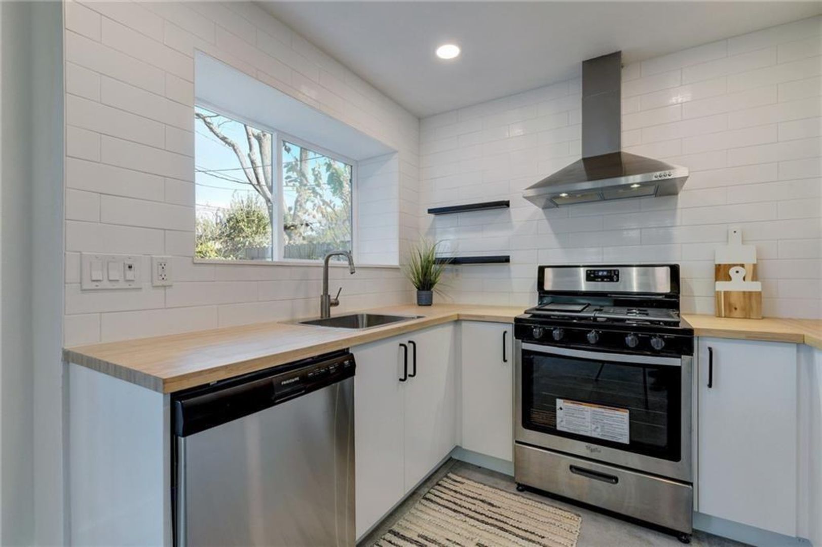 Austin House: 4602 Everest Ln