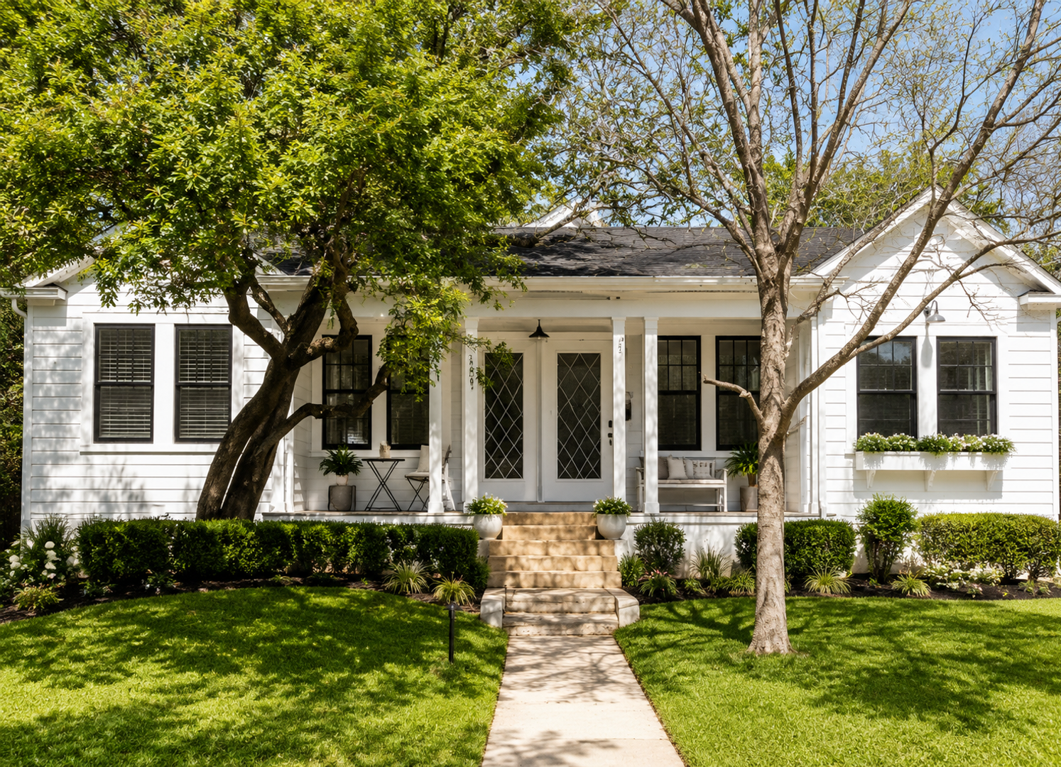 Austin Multiplex: 202 E 31st St