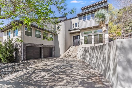 5606 Sedgefield Dr - Large 4 bed 3.5 Bath house near the Austin country cub – photo 1