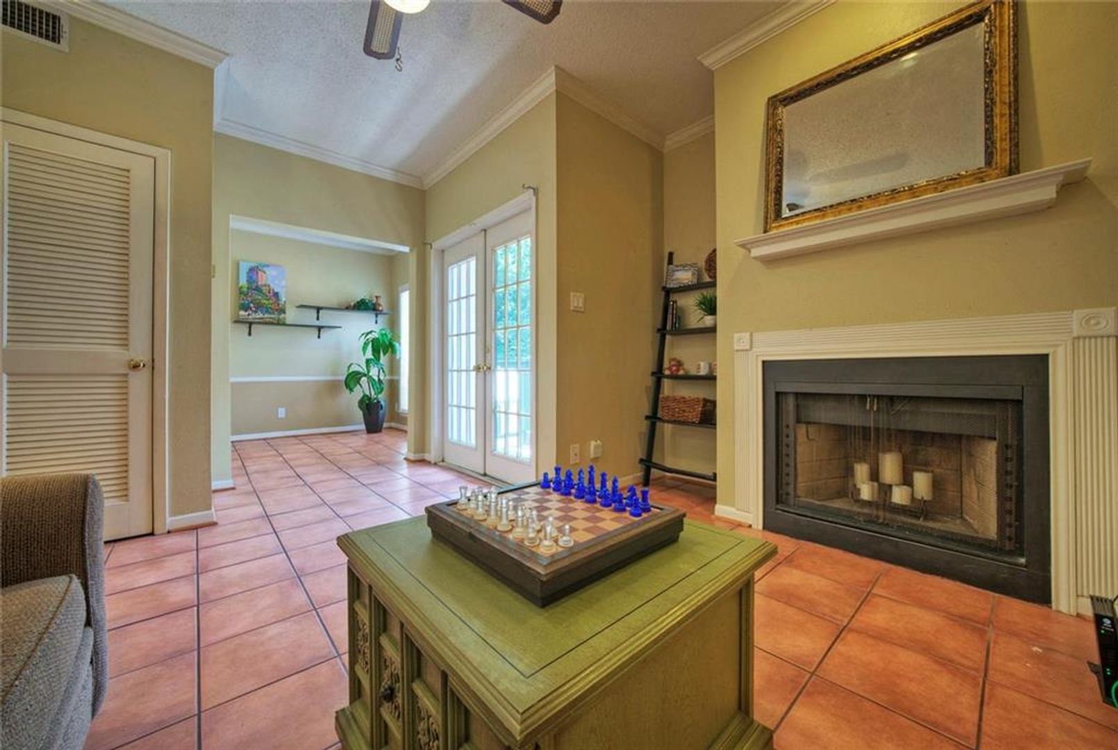 Austin Condo: 711 W. 21st St