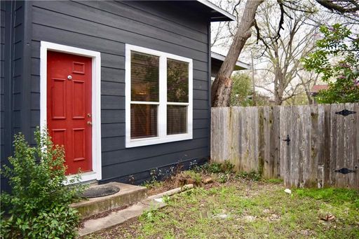 611 Nelray Blvd Unit B – photo 1