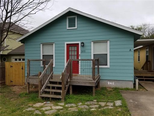 3111 E 13th St Unit A - Very well priced 4 bed in the booming east side. – photo 1