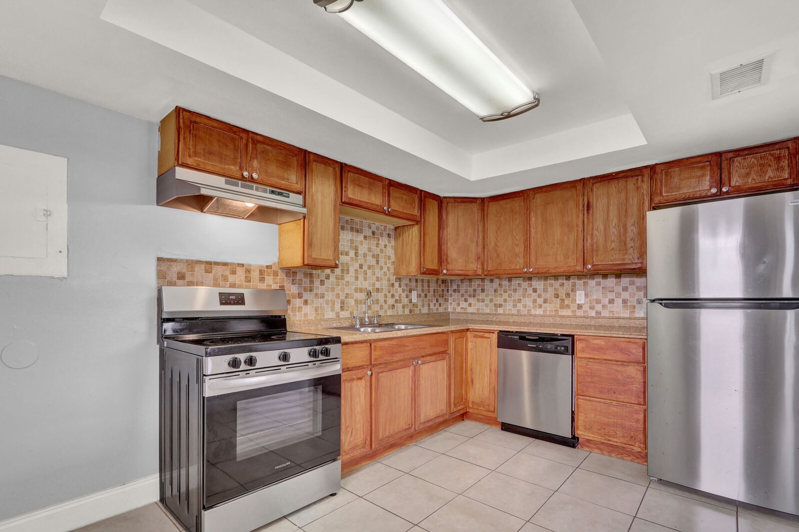Fort Pierce Apartment: 3104-3210 Louisiana Avenue