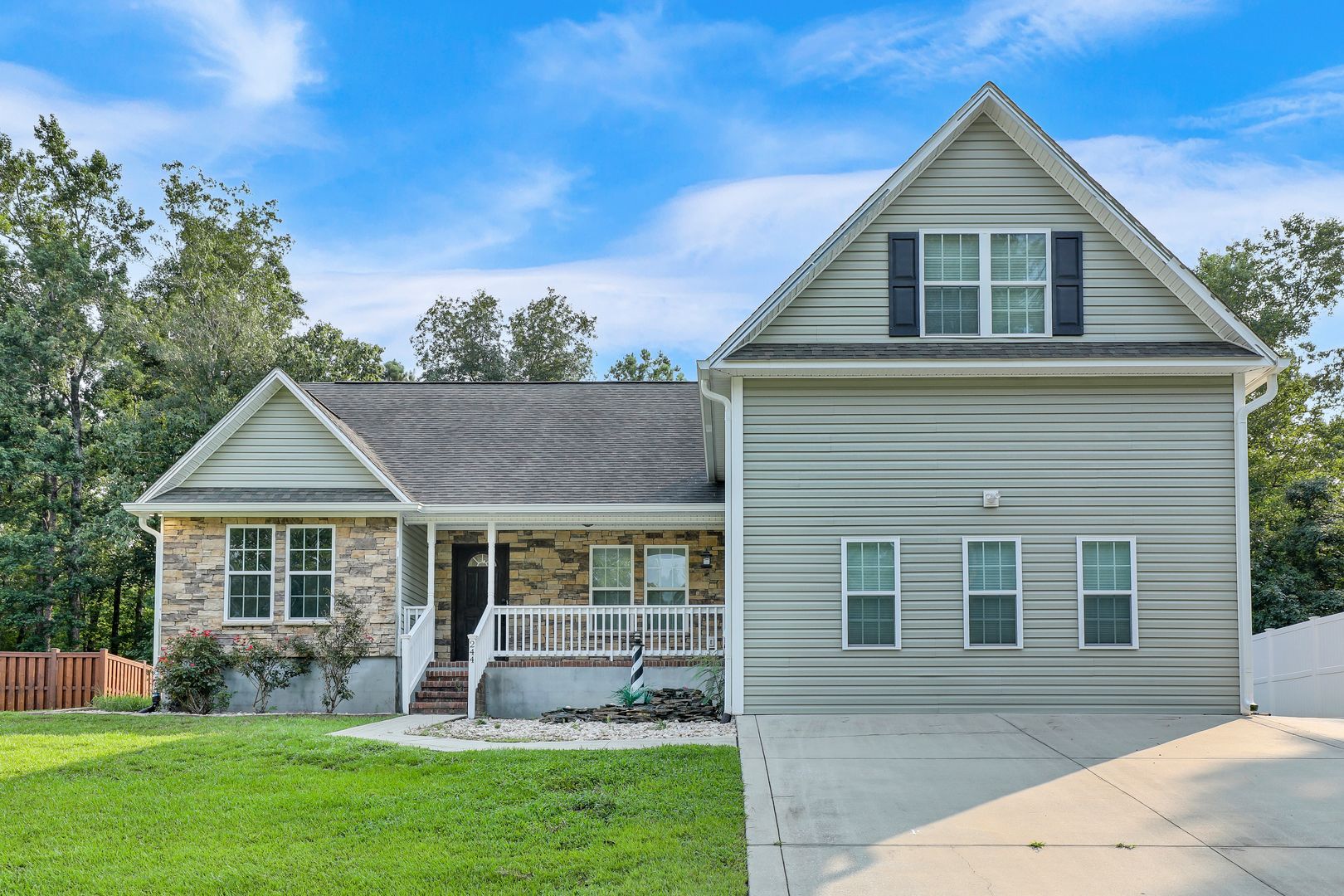Jacksonville House: 244 Blue Creek Farms Dr.