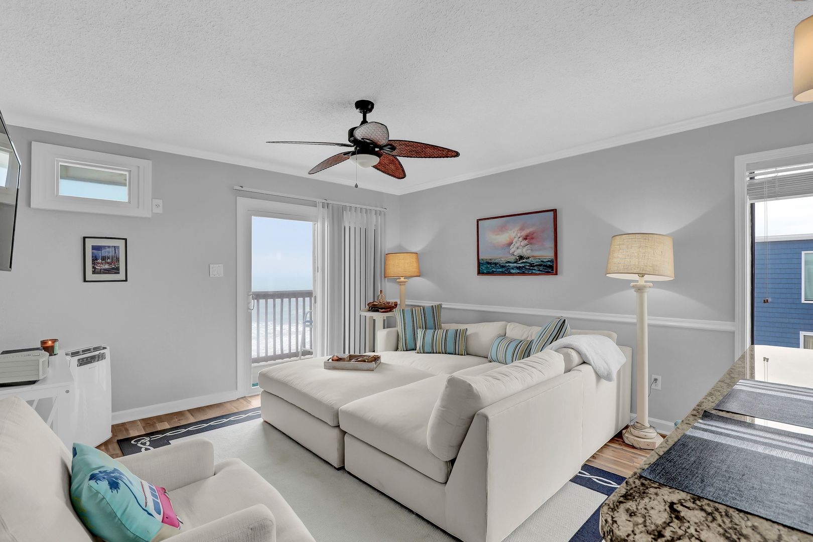 N. Topsail Beach Condo: 2224 New River Inlet Road