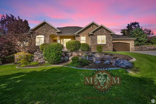 Beautiful Canyon Oaks Executive Home w/ Views – photo 1